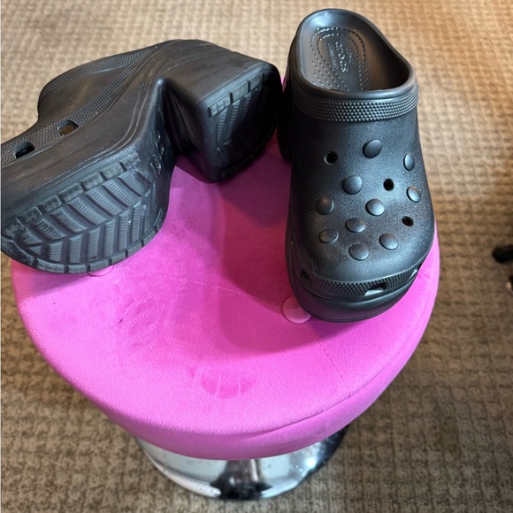 Women’s platform crocs size 7 - Picture 2 of 3
